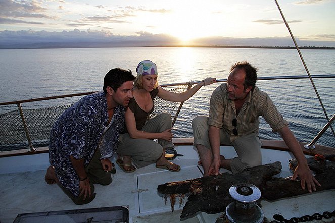 Ein Schatz fürs Leben - Abenteuer in Panama - Van film - Oliver Bootz, Julia Stinshoff, Marek Erhardt