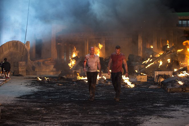Die Hard: Nunca é Bom Dia para Morrer - Do filme - Bruce Willis, Jai Courtney