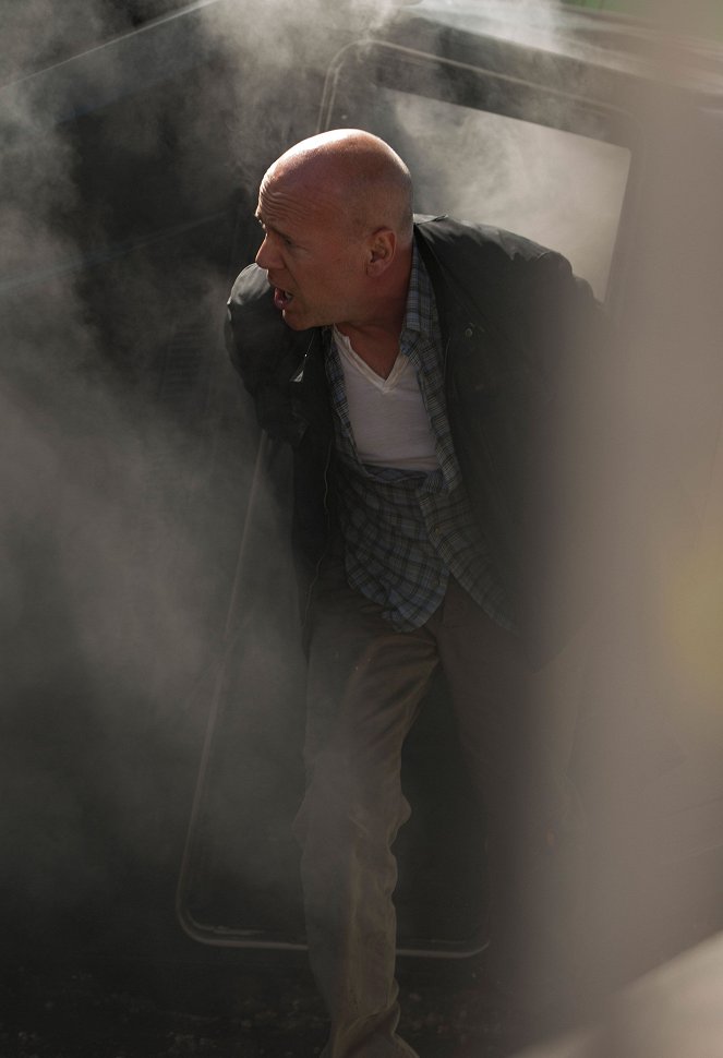 Stirb langsam 5 - Ein guter Tag zum Sterben - Filmfotos - Bruce Willis