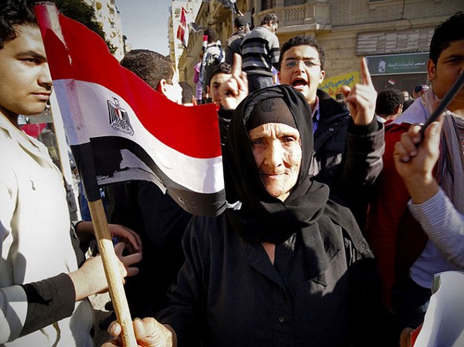 In Tahrir Square: 18 Days of Egypt's Unfinished Revolution - De la película