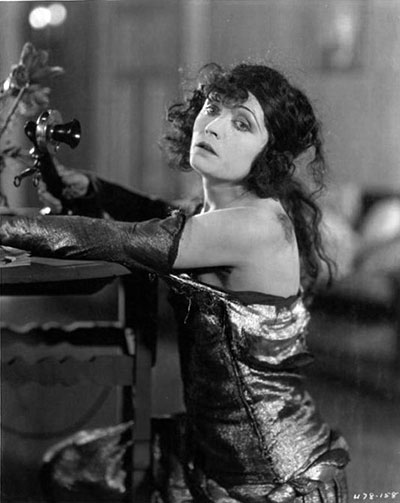 Vaarallisia valheita - Kuvat elokuvasta - Pola Negri