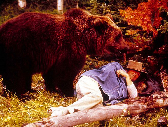 King of the Grizzlies - Do filme