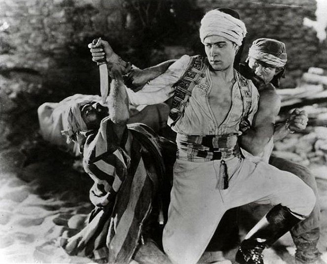 The Son of the Sheik - Van film - Rudolph Valentino