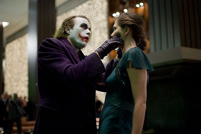 The Dark Knight - Filmfotos - Heath Ledger, Maggie Gyllenhaal