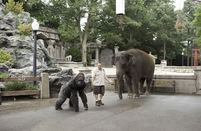 Heca w zoo - Z filmu - Kevin James