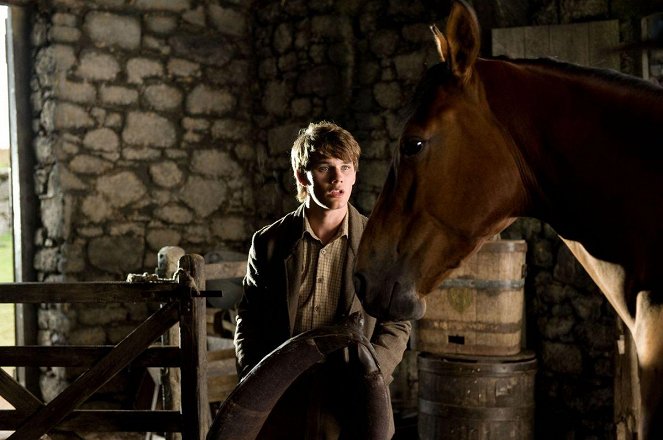Vojnový kôň - Z filmu - Jeremy Irvine