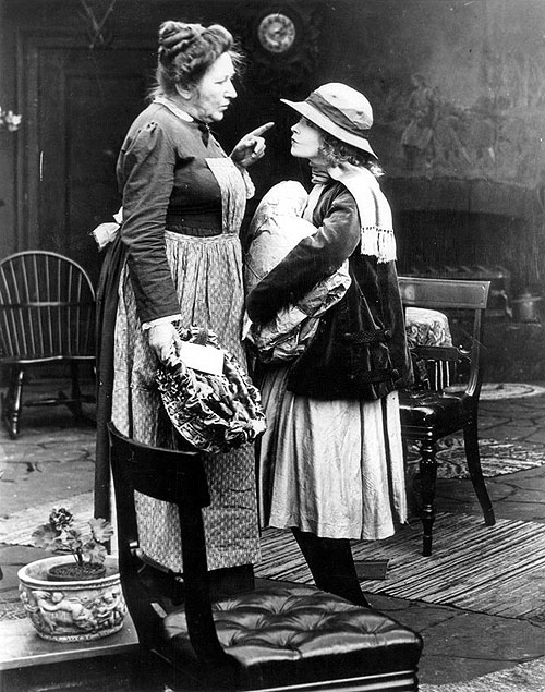 Hearts of the World - Filmfotos - Lillian Gish