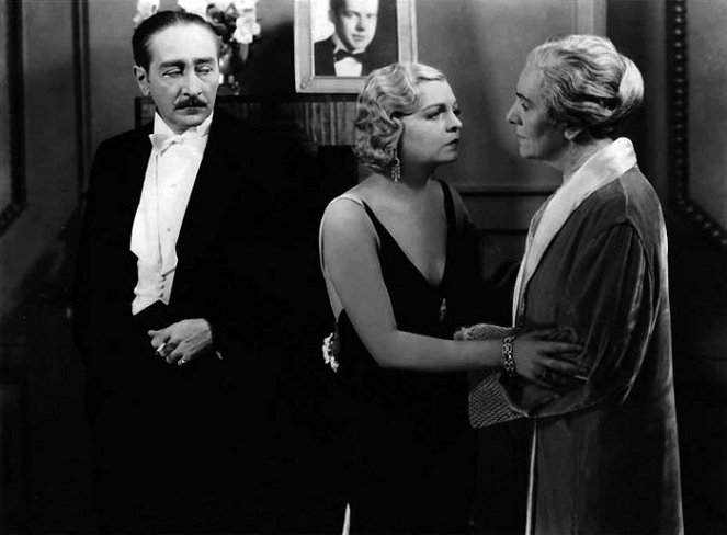 The Night Club Lady - Van film - Adolphe Menjou, Mayo Methot