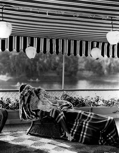 Végzet - Filmfotók - Greta Garbo