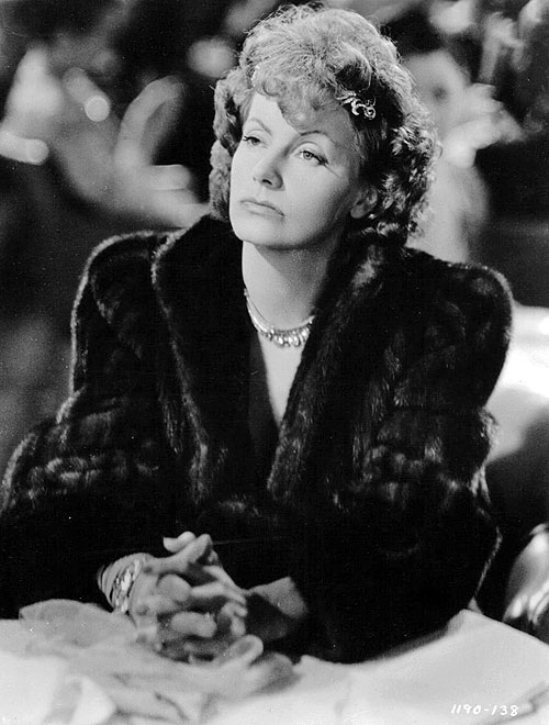 Two-Faced Woman - Filmfotos - Greta Garbo