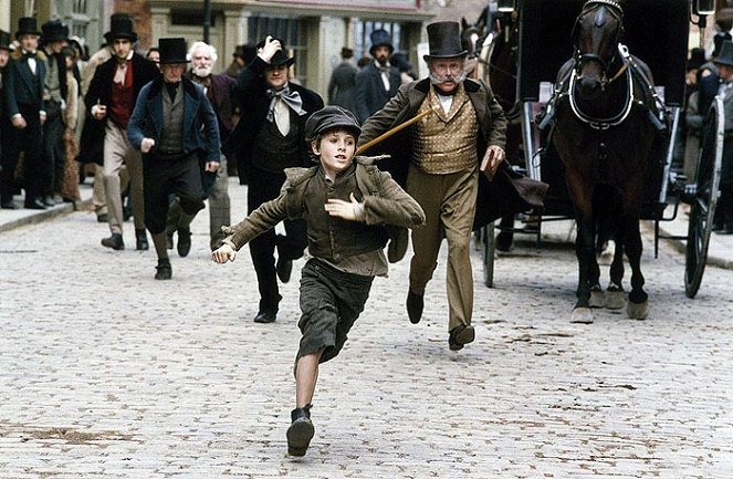 Oliver Twist - Van film - Barney Clark, Edward Hardwicke
