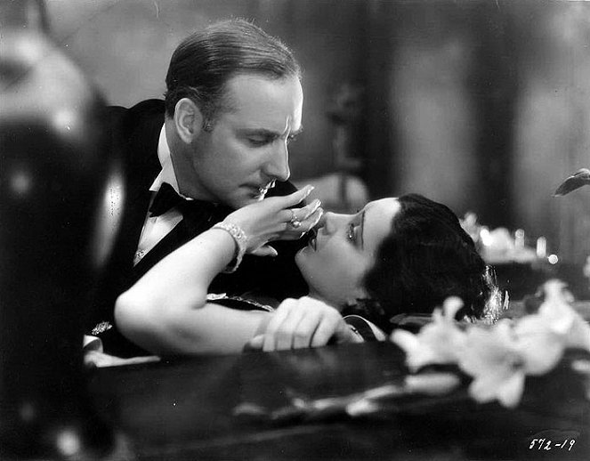 Guilty Hands - Photos - Alan Mowbray, Kay Francis