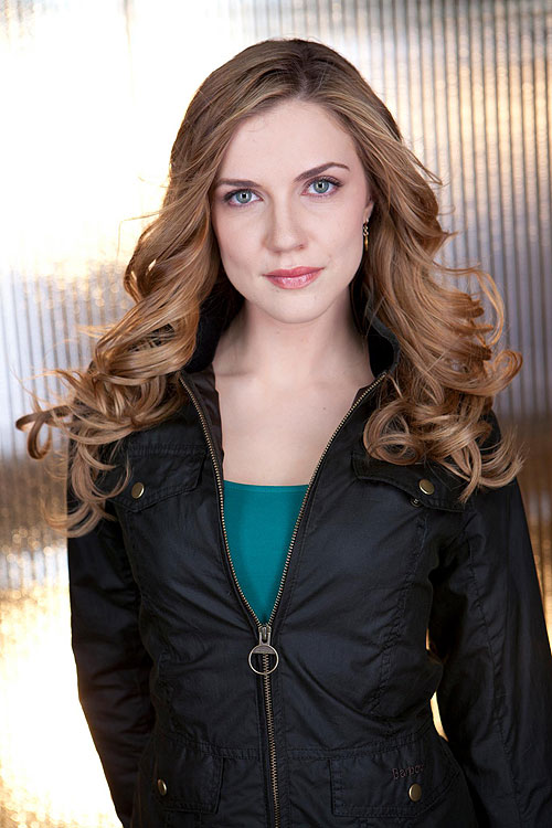 Primeval: New World - Promo - Sara Canning