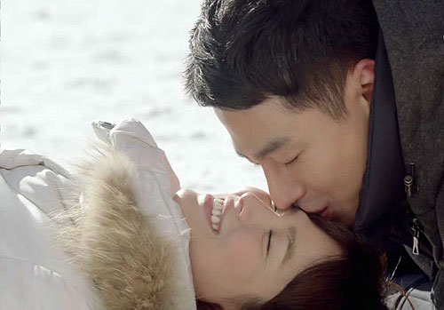 That Winter, the Wind Blows - Do filme - Lorraine Song, In-sung Jo