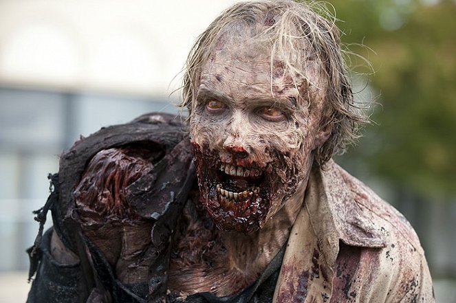 The Walking Dead - Season 3 - The Suicide King - Photos