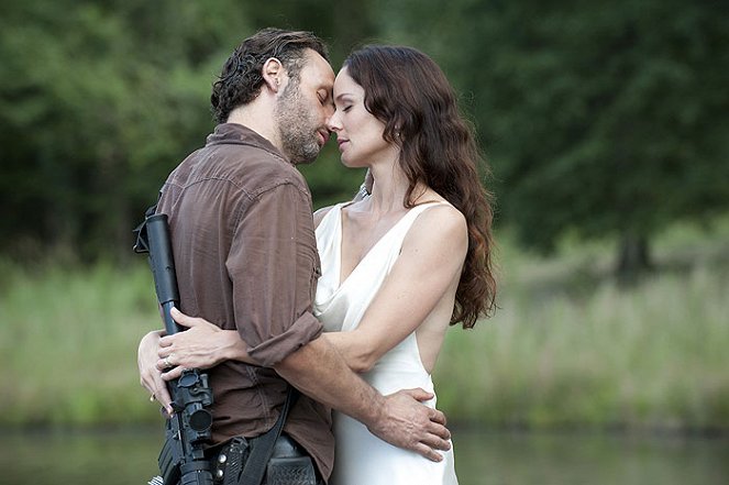The Walking Dead - Home - Photos - Andrew Lincoln, Sarah Wayne Callies