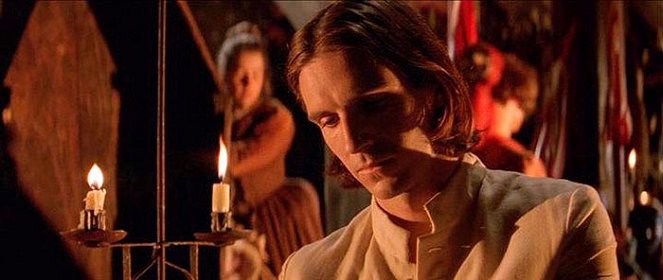 The Baby of Mâcon - Do filme - Ralph Fiennes