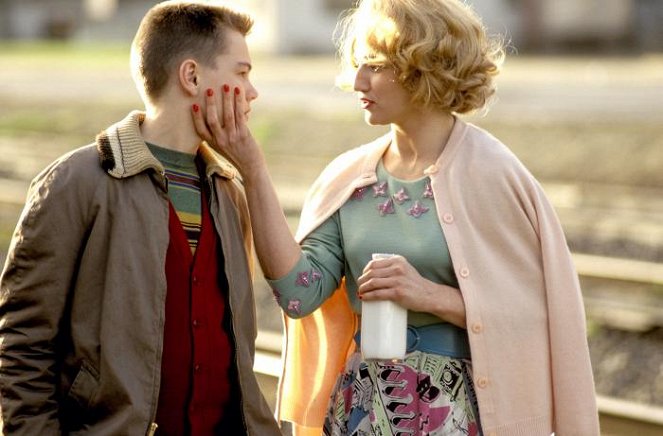 Dospívání po americku - Z filmu - Leonardo DiCaprio, Ellen Barkin