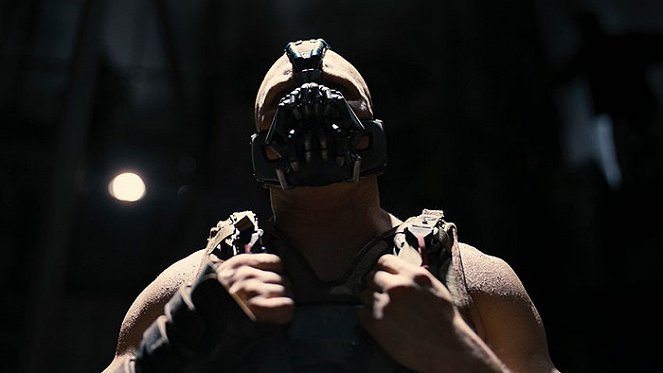 The Dark Knight Rises - Van film - Tom Hardy