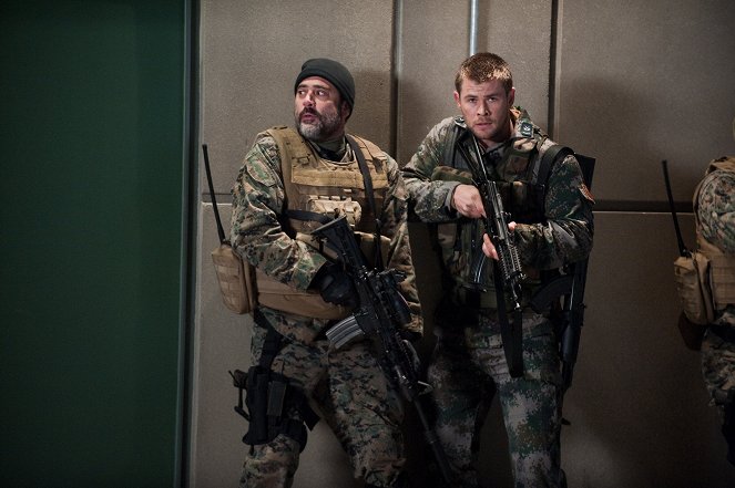 Útok na Spojené štáty - Z filmu - Jeffrey Dean Morgan, Chris Hemsworth