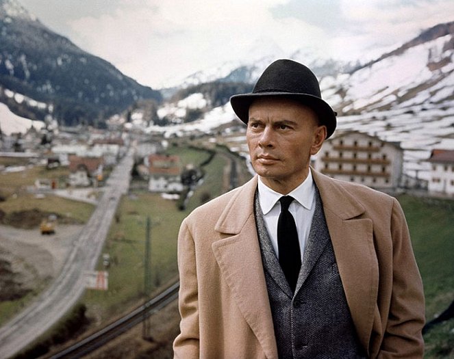 The Serpent - Photos - Yul Brynner