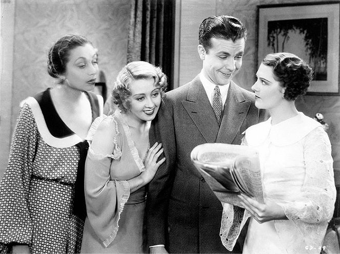 Zlatokopové z roku 1933 - Z filmu - Aline MacMahon, Joan Blondell, Dick Powell, Ruby Keeler