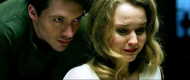 Truth or Dare - Van film - David Oakes, Florence Hall
