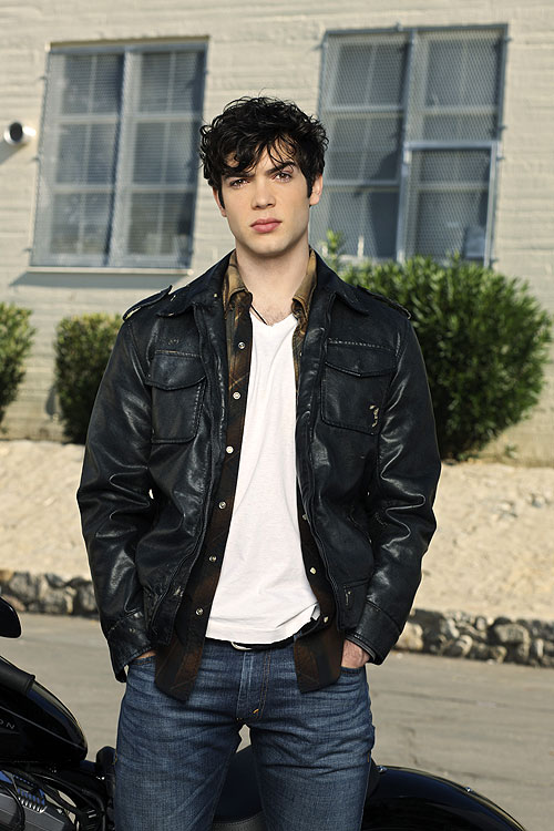 10 Things I Hate About You - Promoción - Ethan Peck