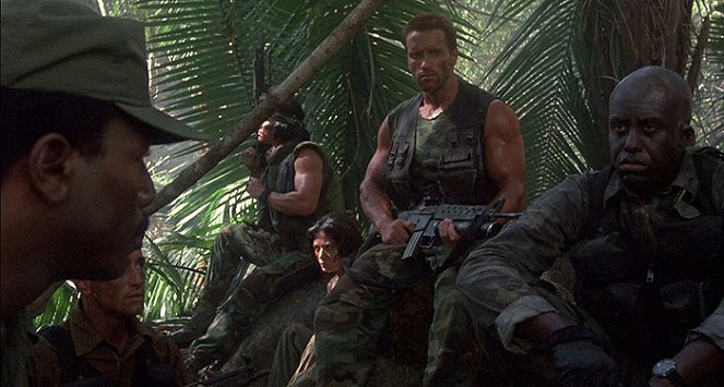 Predator - Van film - Carl Weathers, Richard Chaves, Sonny Landham, Elpidia Carrillo, Arnold Schwarzenegger, Bill Duke