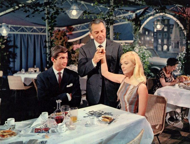 Light in the Piazza - Photos - George Hamilton, Rossano Brazzi, Yvette Mimieux