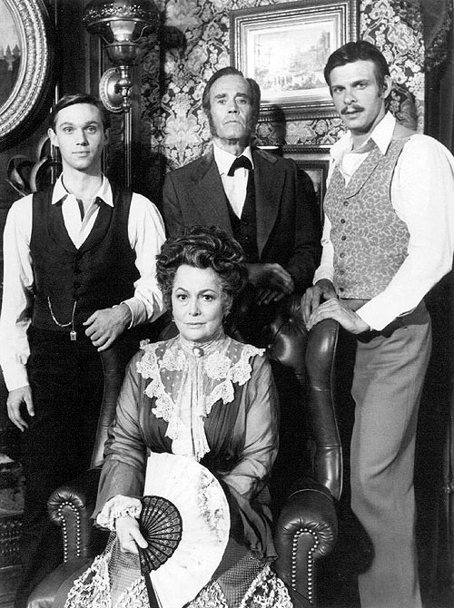 Kořeny: Další pokolení - Z filmu - Richard Thomas, Olivia de Havilland, Henry Fonda, Marc Singer
