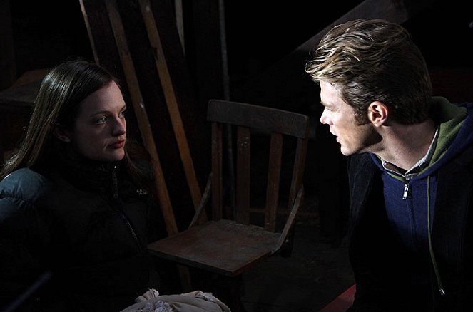 A padlás rejtélye - Filmfotók - Elisabeth Moss, Jason Lewis