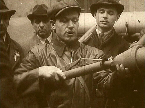 Pražské povstání v květnu 1945 aneb mezi Londýnem a Moskvou - De filmes