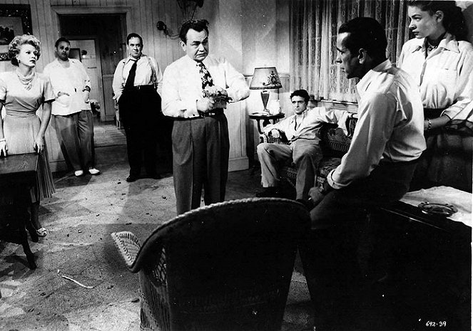 Key Largo - Photos - Claire Trevor, Dan Seymour, Edward G. Robinson, Humphrey Bogart, Lauren Bacall