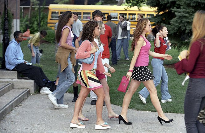 Mean Girls - tylyt tytöt - Kuvat elokuvasta - Lacey Chabert, Amanda Seyfried, Lindsay Lohan