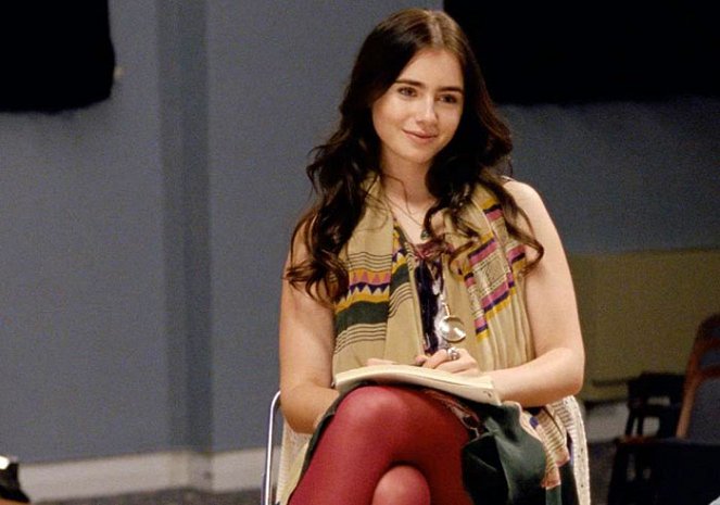 The English Teacher - Film - Lily Collins