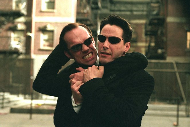 The Matrix Reloaded - Van film - Hugo Weaving, Keanu Reeves