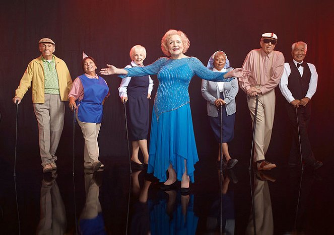 Betty White's Off Their Rockers - Filmfotos - Betty White, Michael Yama