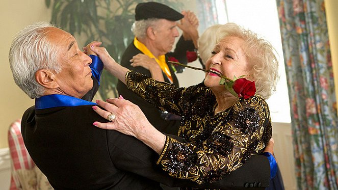 Betty White – Nyugdíjas bajkeverők - Filmfotók - Michael Yama, Betty White