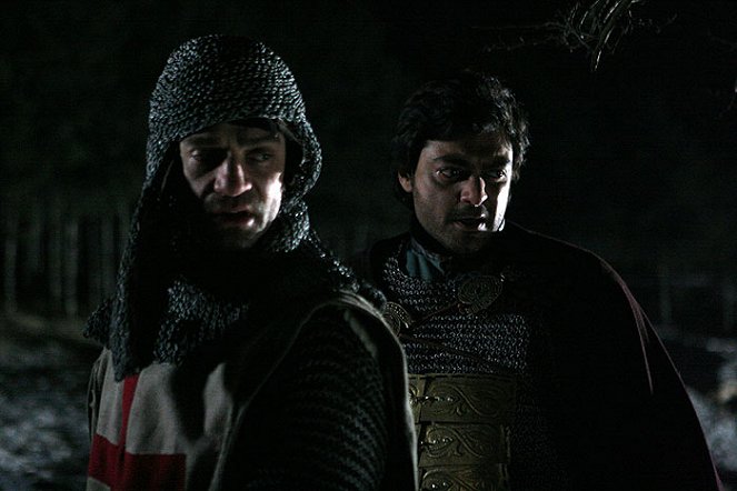 Dark Relic - Sir Gregory, der Kreuzritter - Filmfotos - James Frain, Alyy Khan