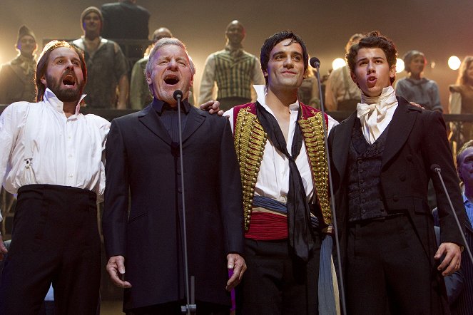 Les Misérables in Concert: The 25th Anniversary - Filmfotók - Alfie Boe, Colm Wilkinson, Ramin Karimloo, Nick Jonas