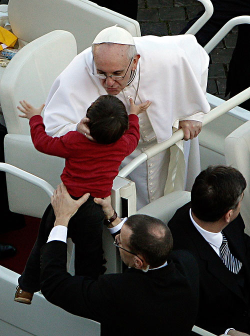 Pope Francis: Road To The Vatican - De la película