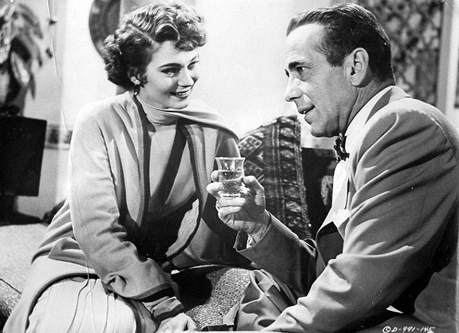 Sirokkó - Filmfotók - Märta Torén, Humphrey Bogart