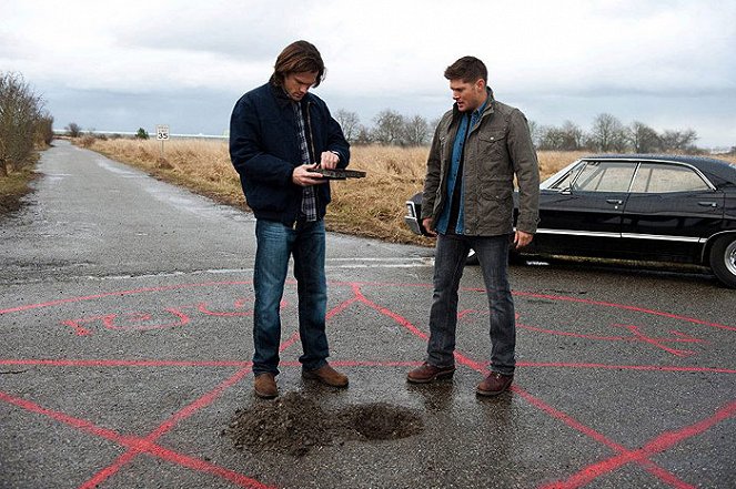 Odaát - A taxisofőr - Filmfotók - Jared Padalecki, Jensen Ackles