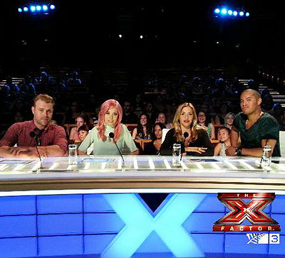The X Factor New Zealand - Van film - Melanie Blatt, Stan Walker