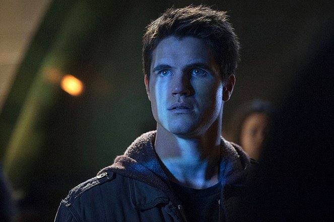 The Tomorrow People - Film - Robbie Amell