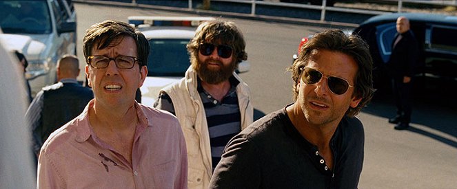 Kac Vegas 3 - Z filmu - Ed Helms, Zach Galifianakis, Bradley Cooper