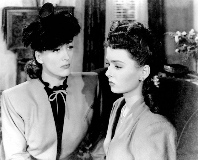 Mildred Pierce - Photos - Joan Crawford, Ann Blyth