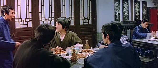 None But the Brave - Z filmu - Jackie Chan