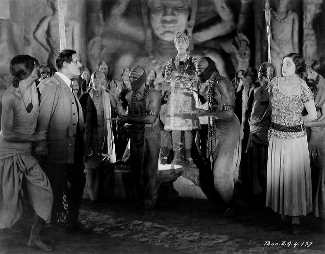 The Green Goddess - Z filmu - David Powell, George Arliss, Alice Joyce